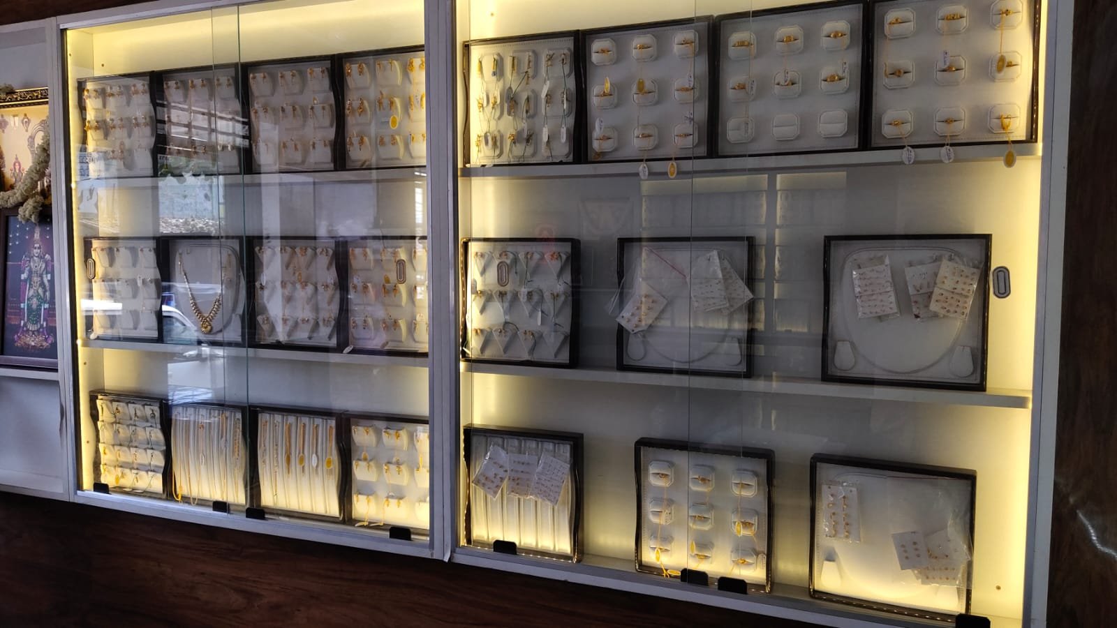 Sri Dhanalakshmi Thangamaligai